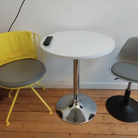 Bellacaro بيت ضيافة لونه