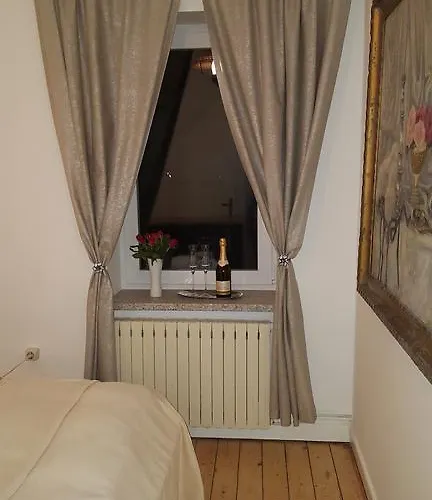 Bellacaro Gæstehus 3*